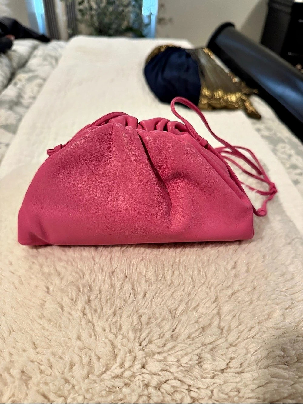 Bottega Veneta The Mini Pouch Gathered Drawstring Bag Pink - Picture 5 of 8